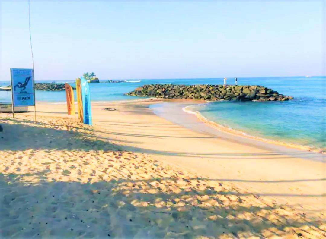 Sea Shell Villa Hikkaduwa 2 Separate Cabanas Ocean Front Villa Exteriér fotografie