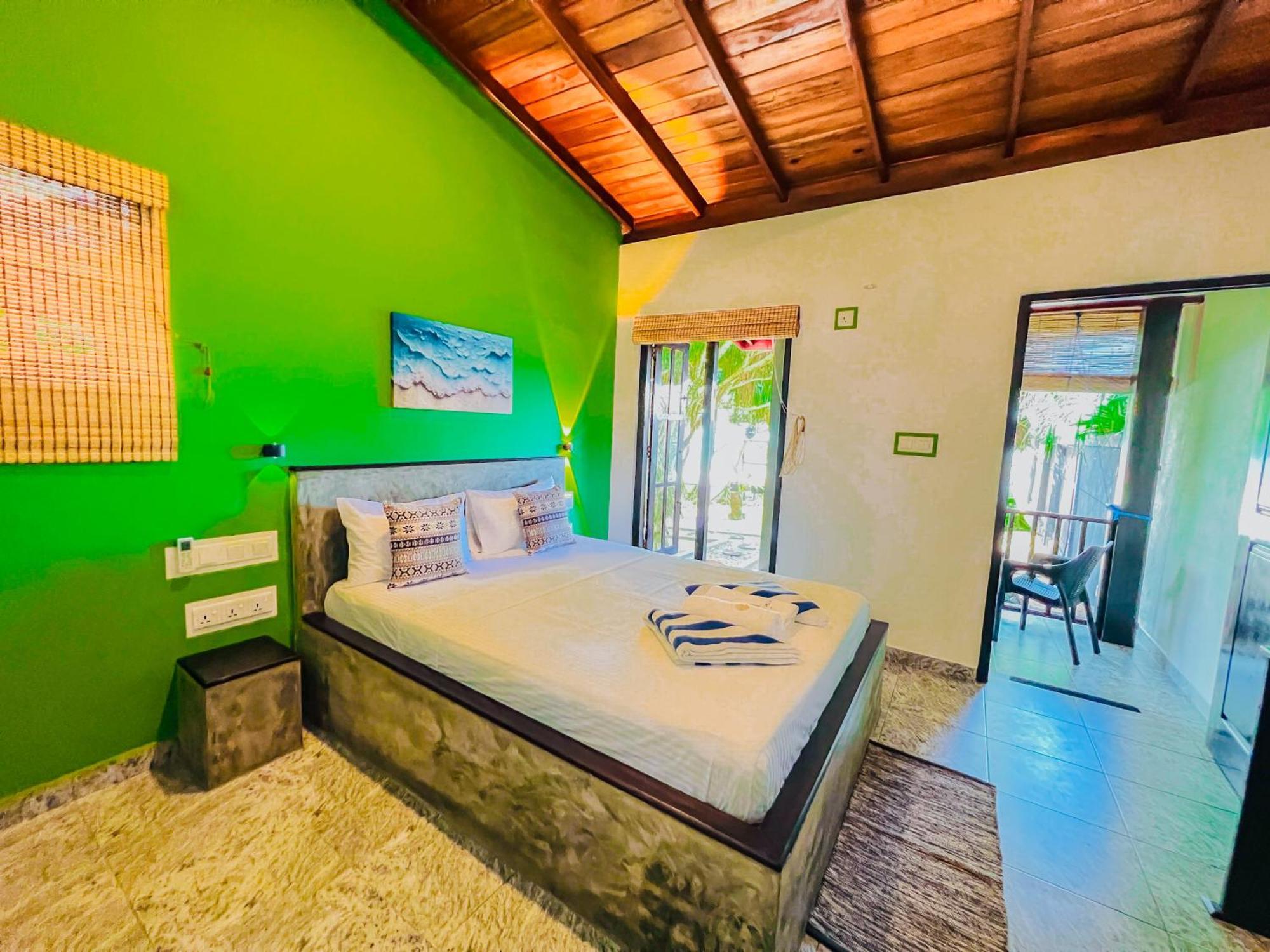 Sea Shell Villa Hikkaduwa 2 Separate Cabanas Ocean Front Villa Exteriér fotografie